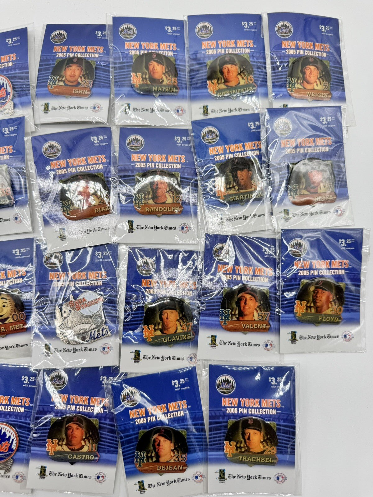 New York Mets 2005 SHEA STADIUM 26pc Pin Collection from NY TIMES