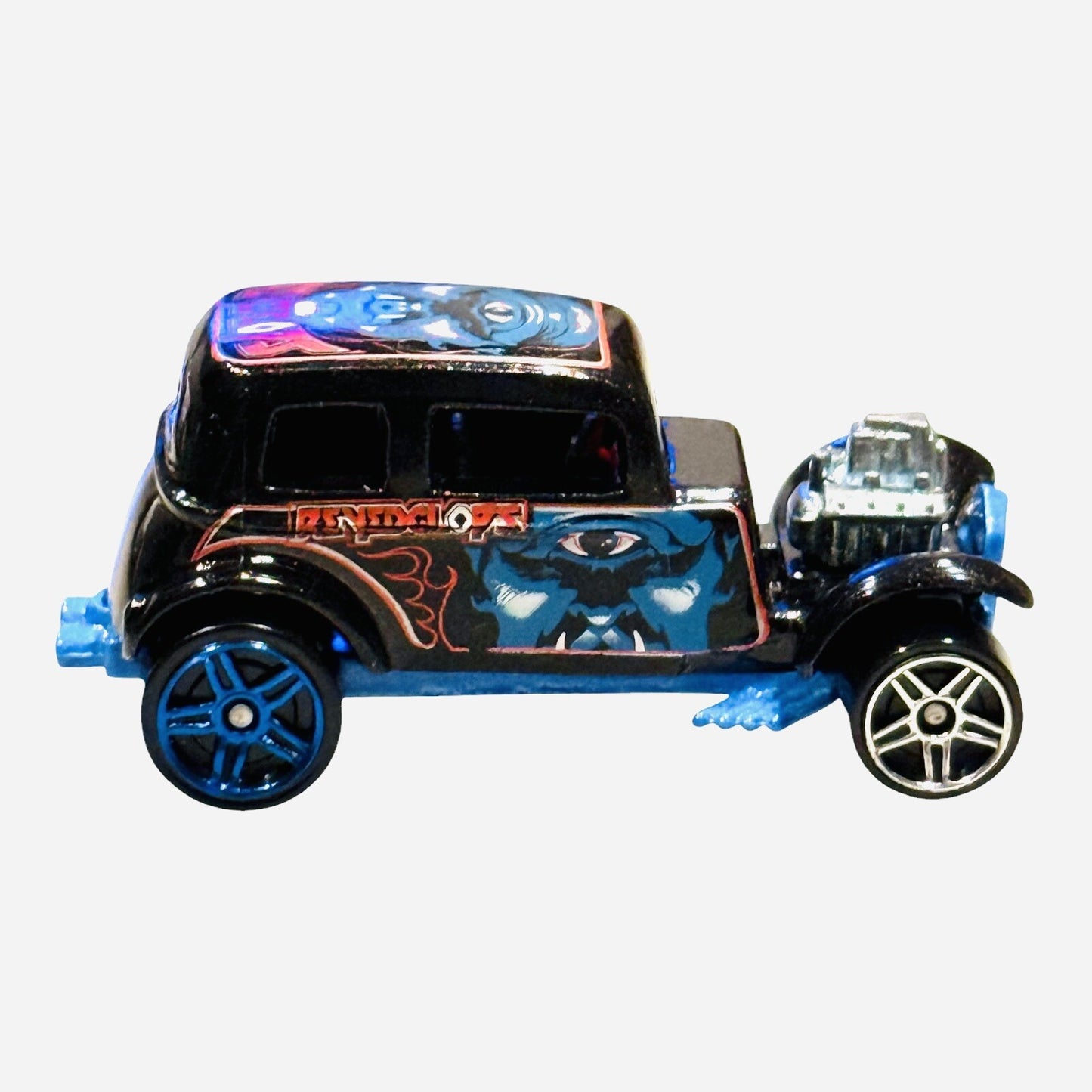 Hot Wheels 1968 Blue 32 Ford Vicky Reyedclops Very Rare