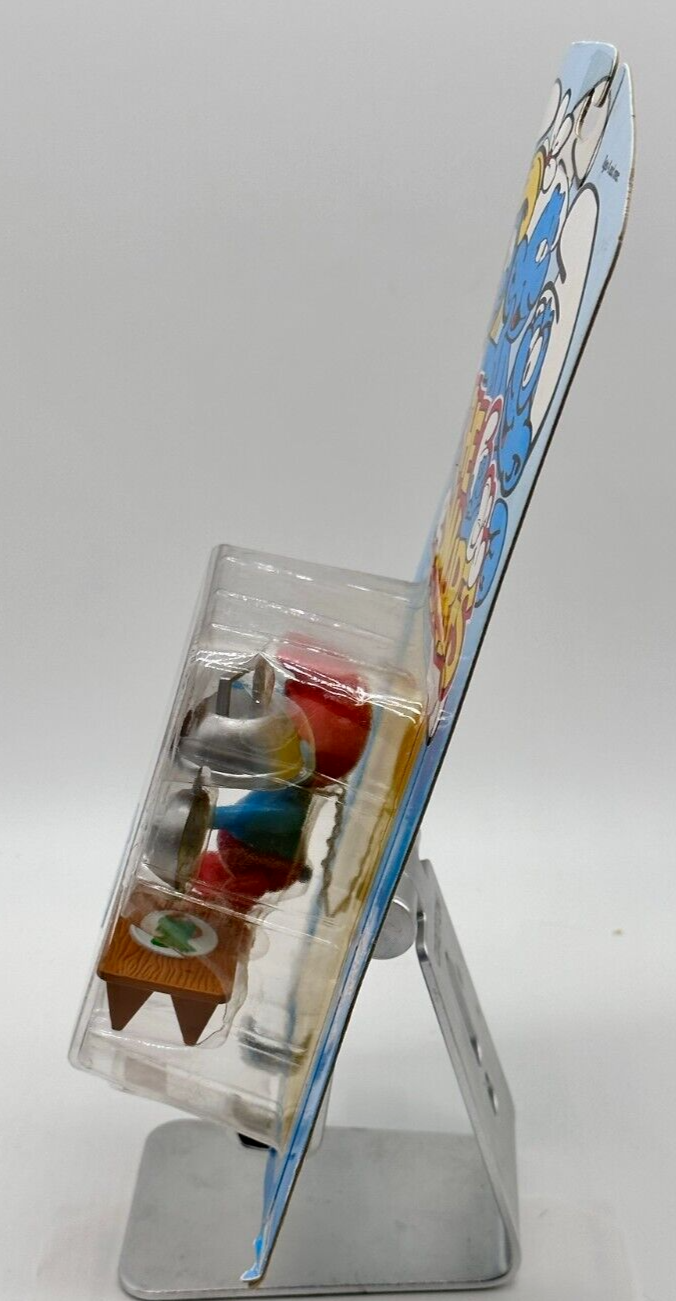 Vintage 1996 Irwin Toy Island The Smurfs Papa Smurf Posable Figure ON CARD