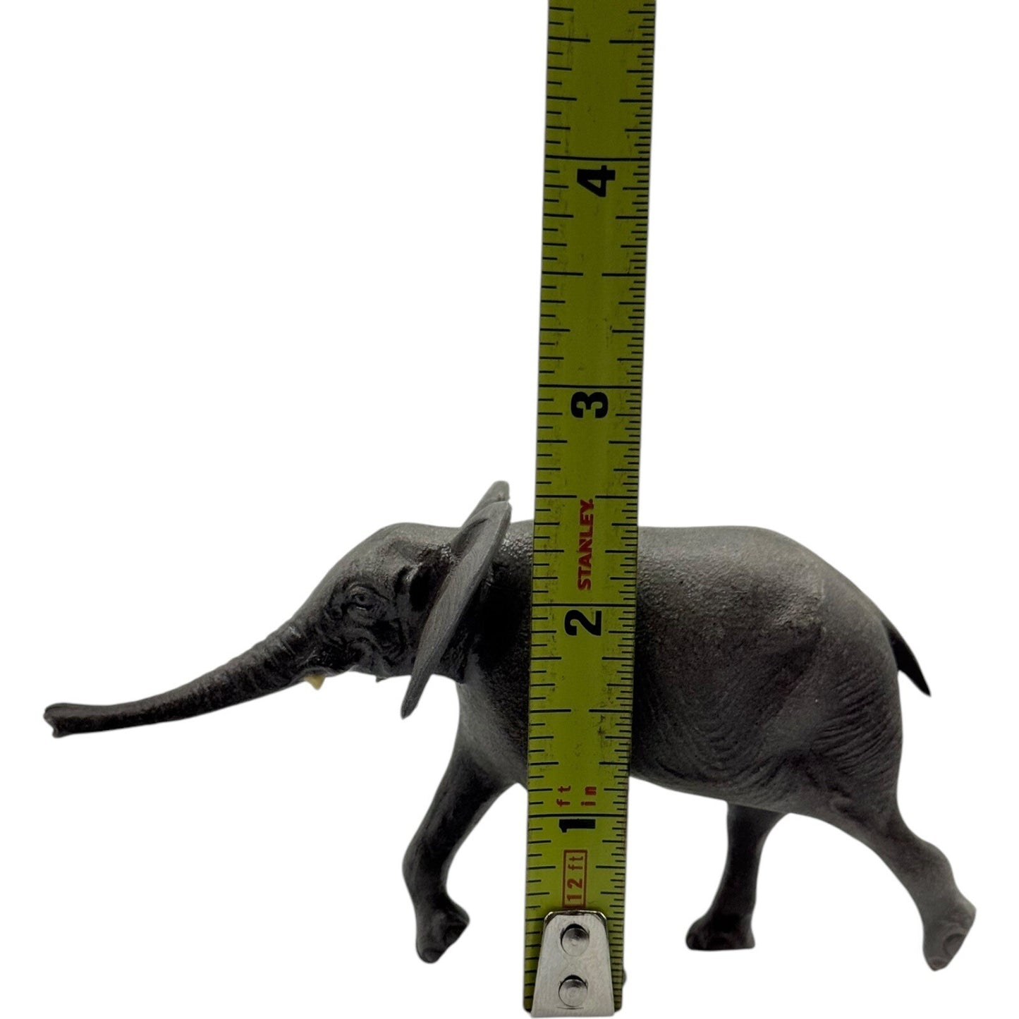 Elephant Figurine Statue Decor Animal Sculpture Home Accent Decoration