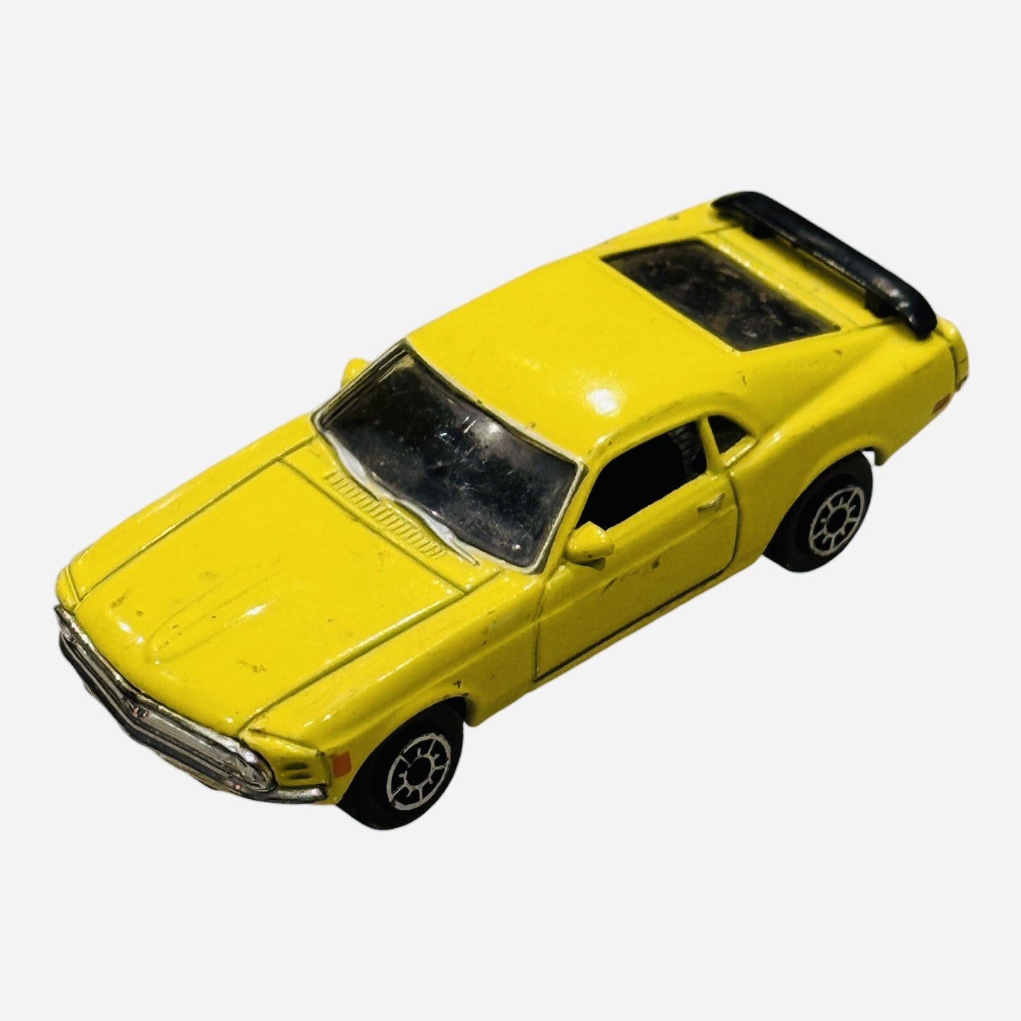 Welly 1970 Ford Mustang Yellow 1:64 Scale Vehicle #2223 Loose