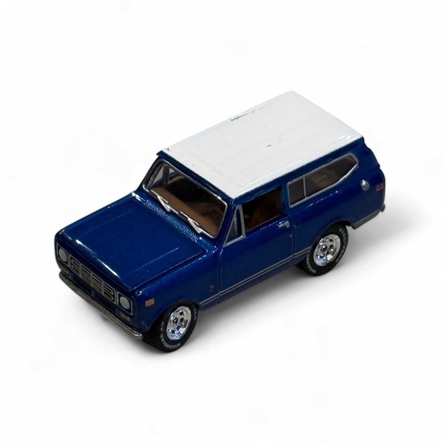 18 Loose Diecast Car Lot - Hot Wheels, Matchbox, Maisto & More Vintage & Modern