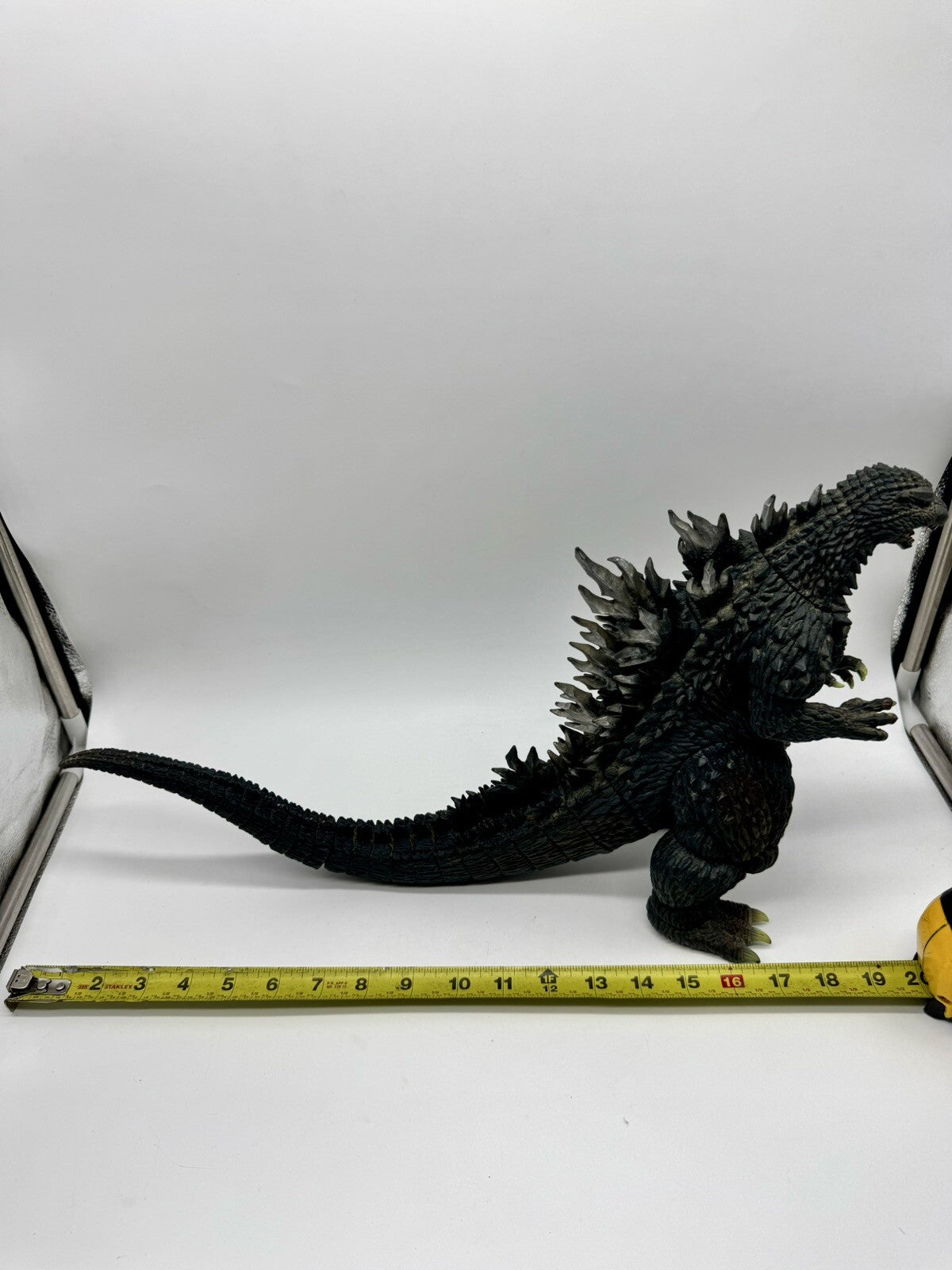 Bandai Godzilla 2003 Toho Co. LTD. 11” Vinyl Figure