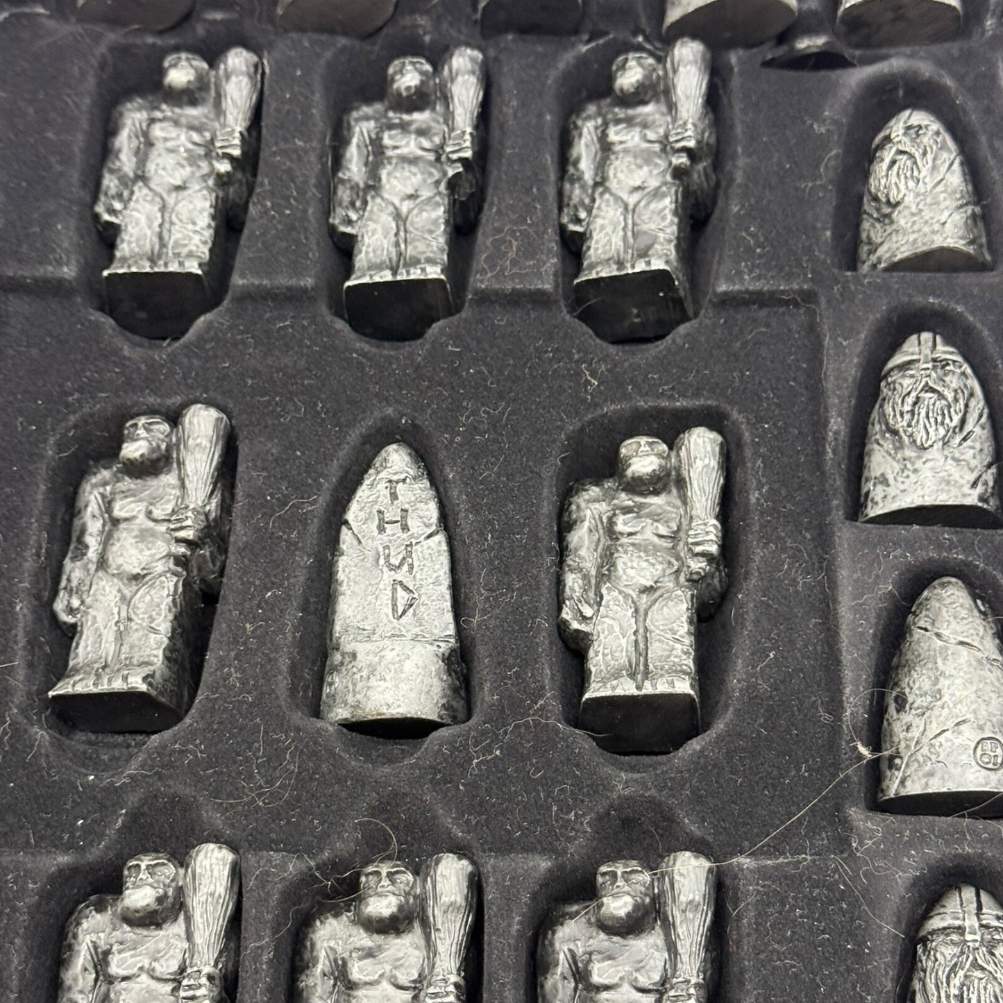 Thud The Discworld Board Game Terry Pratchett Dwarfs Trolls