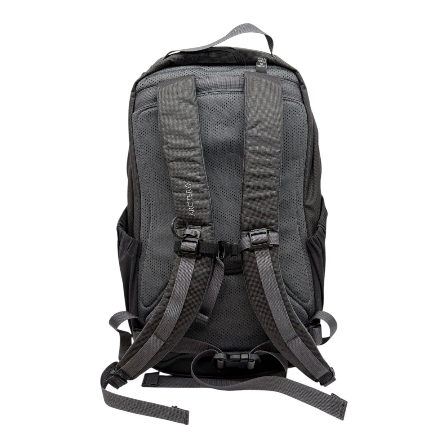 Arc'teryx Mantis 26 Backpack – Pilot Grey Discontinued Model 25815 NEW