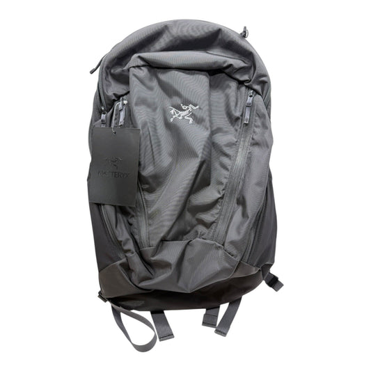 Arc'teryx Mantis 26 Backpack – Pilot Grey Discontinued Model 25815 NEW