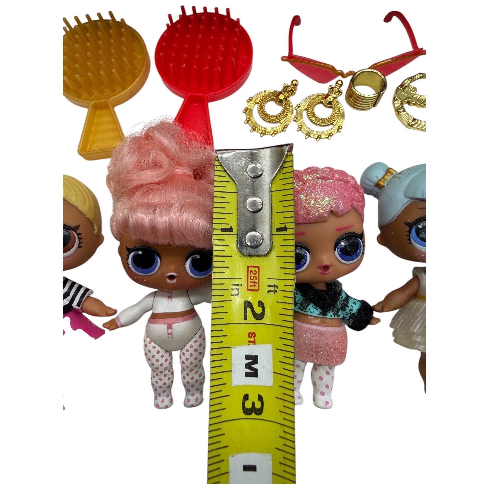 LOL Surprise OMG Royal Bee Fashion Doll Dress Up Accessories Playset