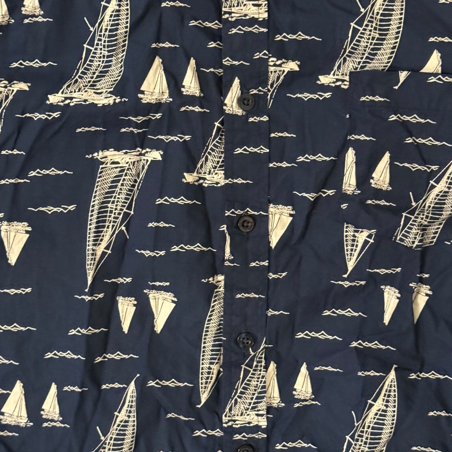 Hawaiian Shirt Men's XL Blue Short Sleeve Sailing Boats Button-Up
