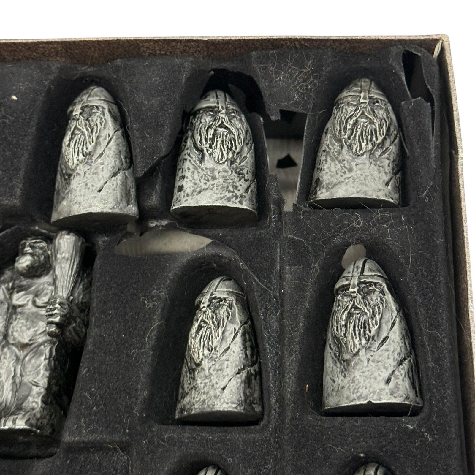 Thud The Discworld Board Game Terry Pratchett Dwarfs Trolls