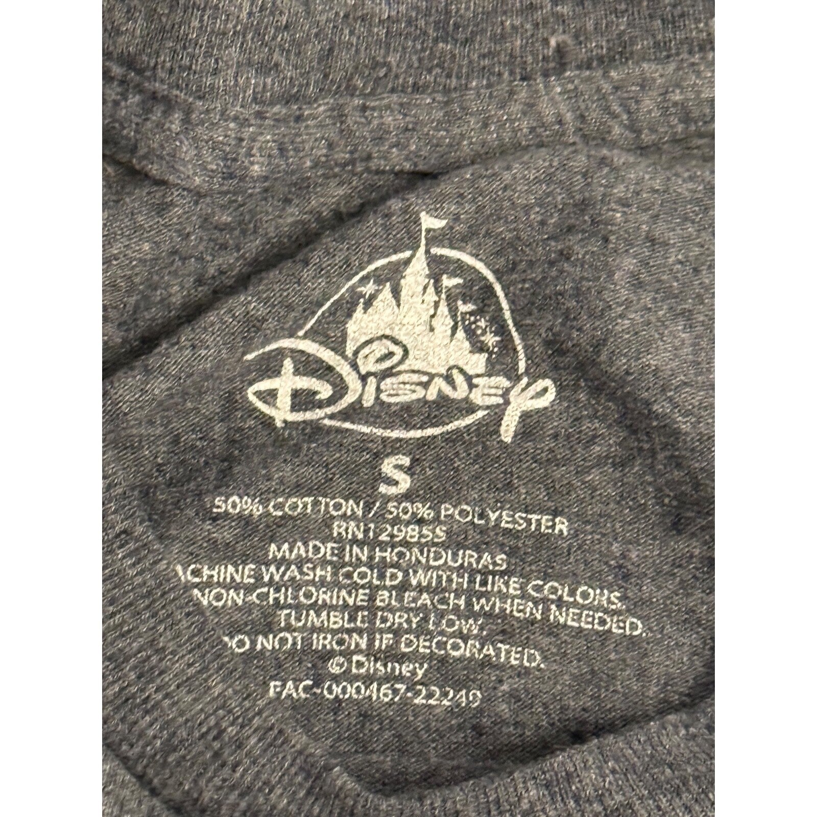 Walt Disney World Christmas Mickey Mouse Santa Grey Short Sleeve T Shirt Small