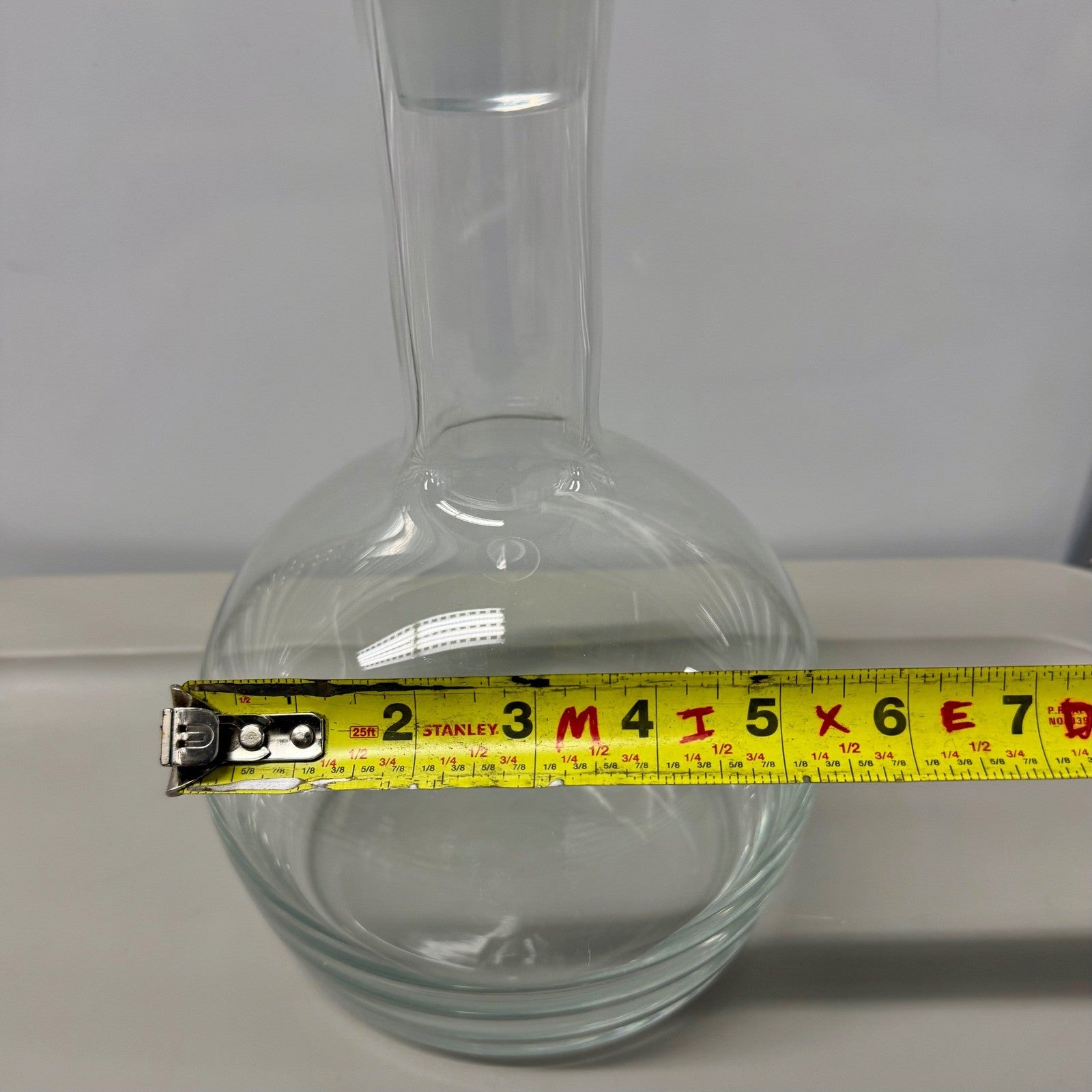 Clear Glass Round Decanter With Stopper Barware Serving