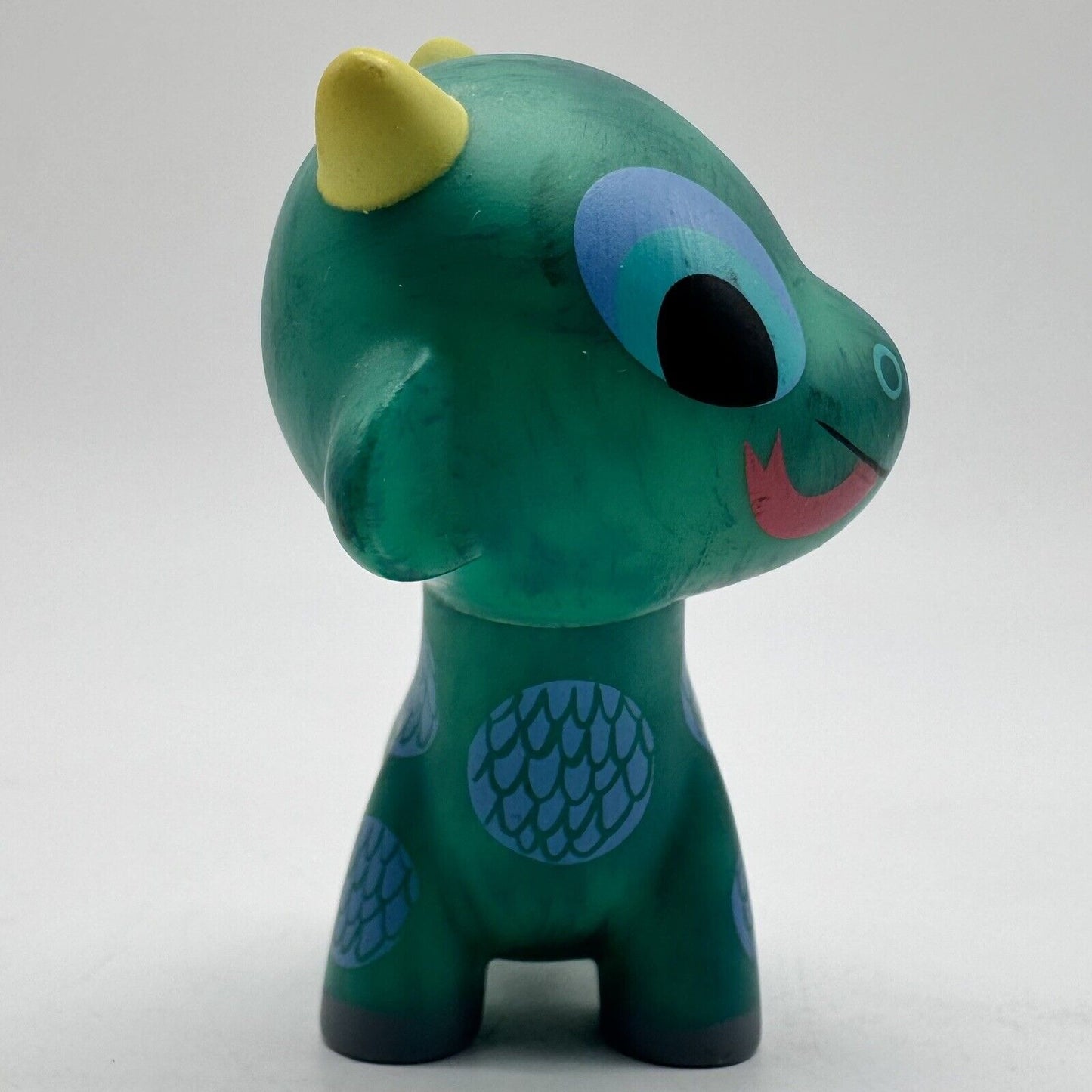 KIDROBOT FERALS GIRAFFAGON RAFFY DRAGON AMANDA VISELL DESIGNER ART TOY