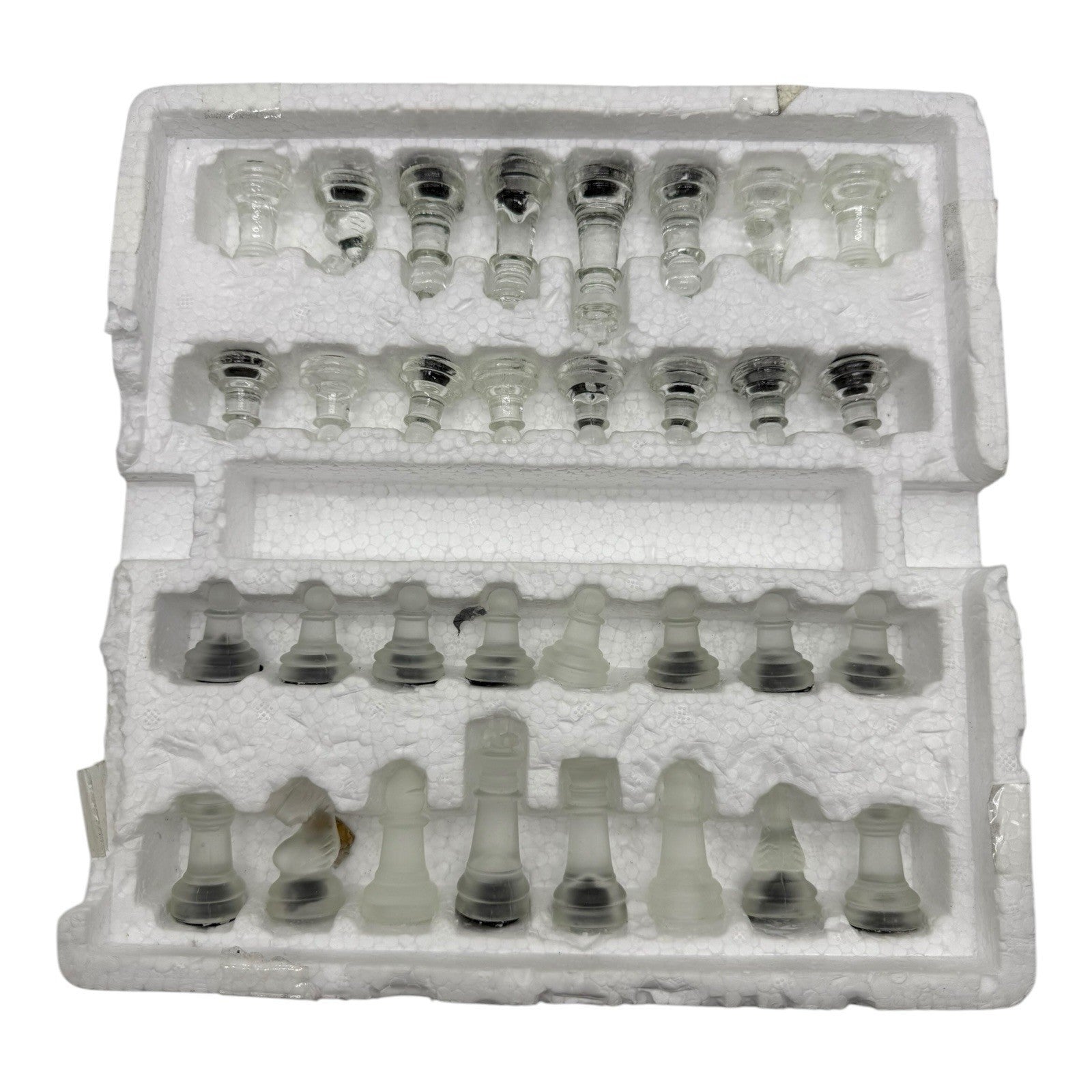 Cardinal Super 3D Chess Set w Clear Frosted Glass Playing Pieces 2.5” King